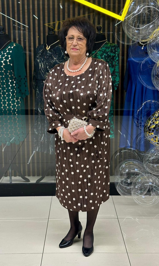 Sukienka ołówkowa brąz groszki 42-50